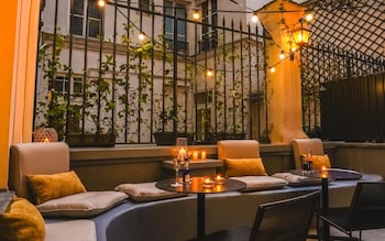 timhotel invalides eiffel