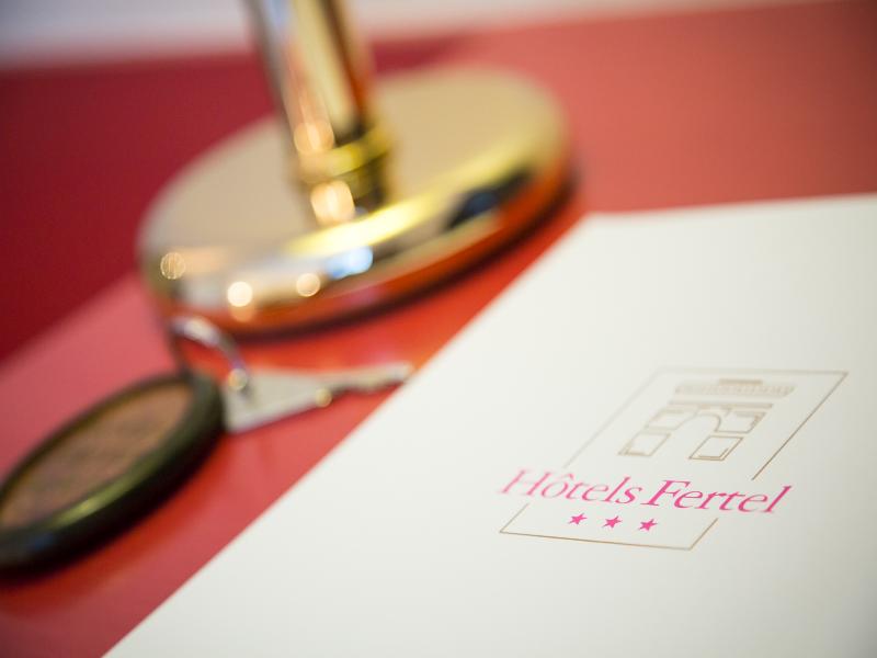 Hotel Fertel Maillot,Batignolles>>Arc De Triomphe,3 star