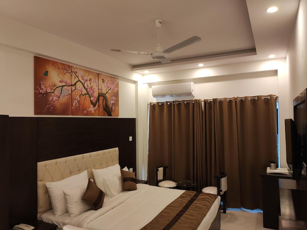 hotel the grace
