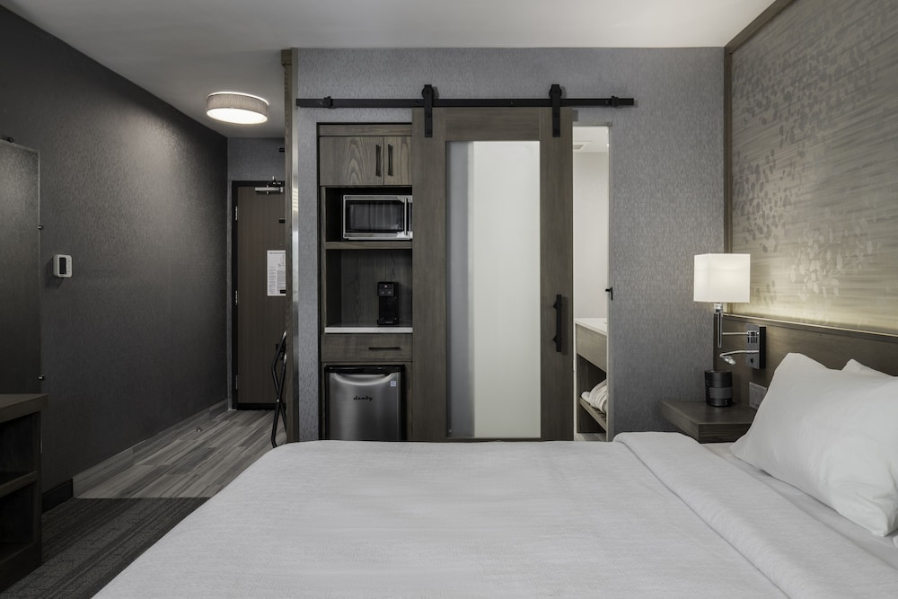voco niagara falls the cadence by ihg