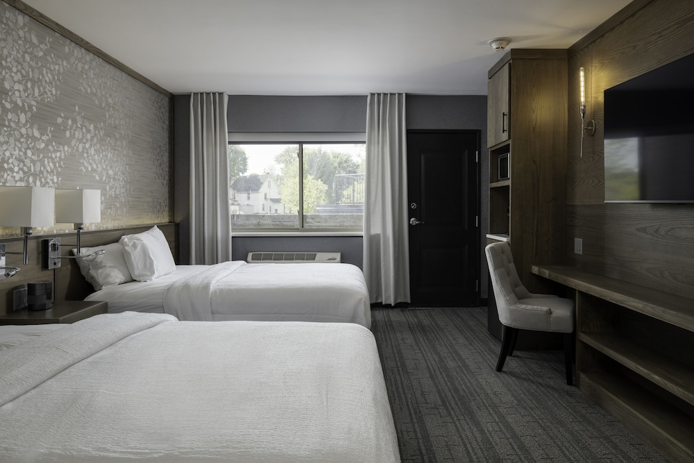 voco niagara falls the cadence by ihg