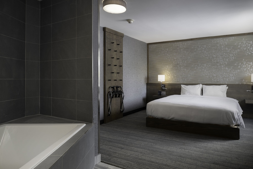 voco niagara falls the cadence by ihg