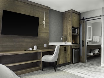 voco niagara falls the cadence by ihg