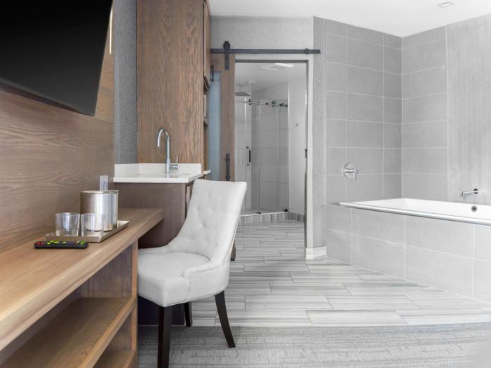 voco niagara falls the cadence by ihg