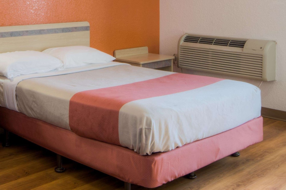 motel 6 niantic ct new london