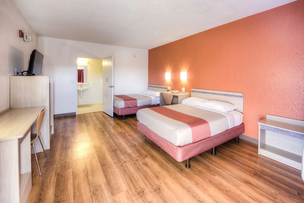 motel 6 niantic ct new london