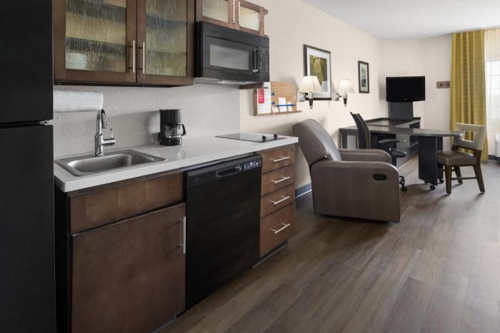 candlewood suites norfolk airport by ihg