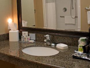 hampton inn by hilton north bay