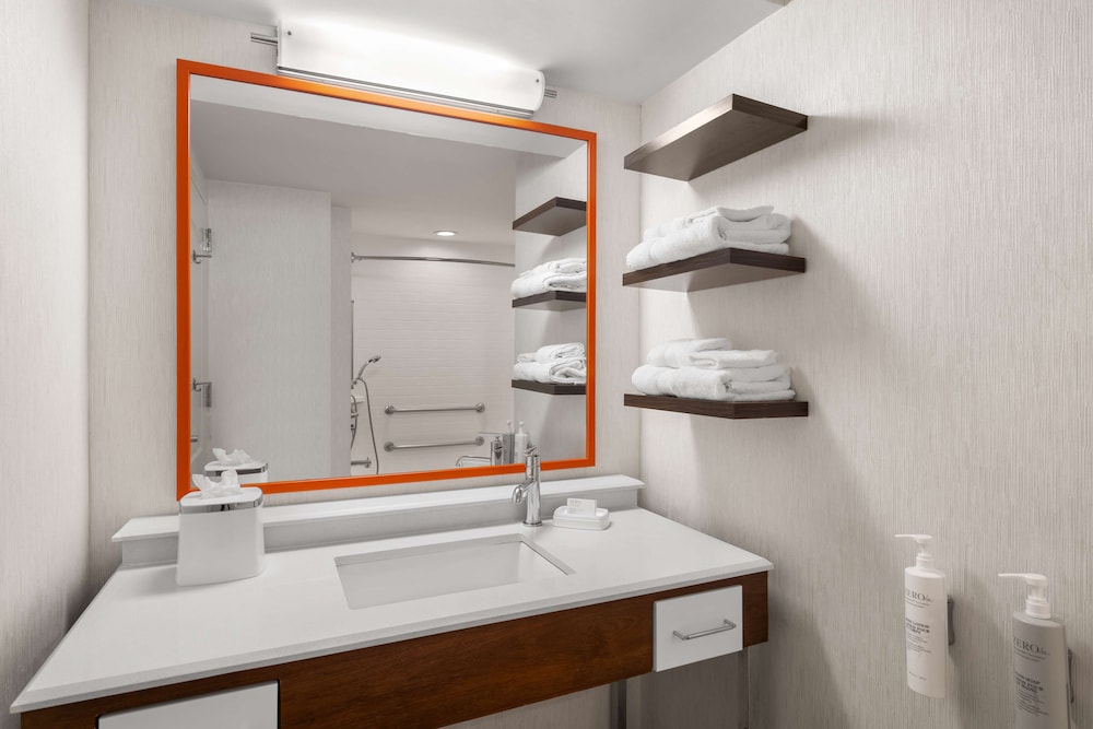 hampton inn charleston north