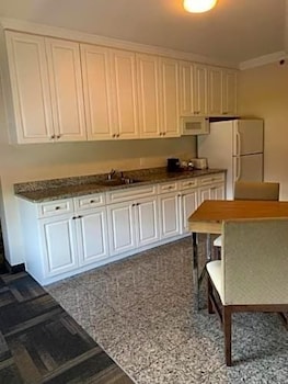 hampton inn charleston north