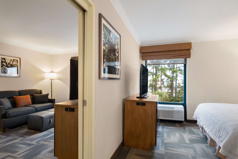 hampton inn charleston north