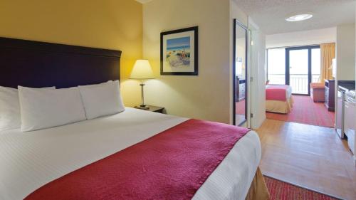 best western ocean sands beach resort