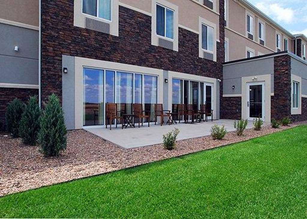 sleep inn and suites oakley i 70