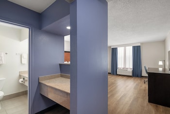 Garner Hotel Wytheville East By Ihg,,3 star