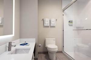 holiday inn express and suites joplin southeast by ihg