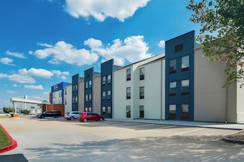 holiday inn express and suites joplin southeast by ihg