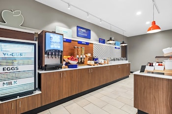 holiday inn express and suites joplin southeast by ihg