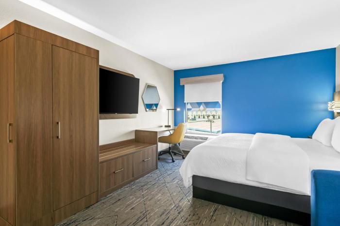 holiday inn express and suites joplin southeast by ihg