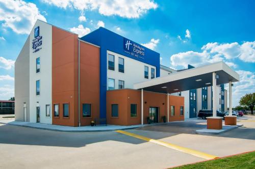 holiday inn express and suites joplin southeast by ihg