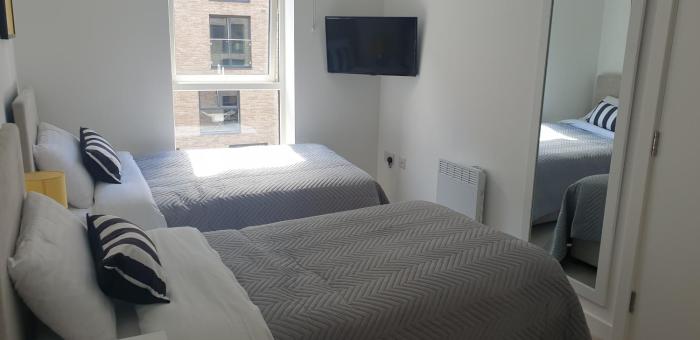 quay apartments exchange quay