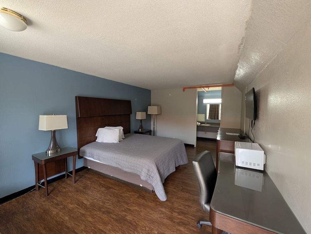 oyo hotel catersville ga