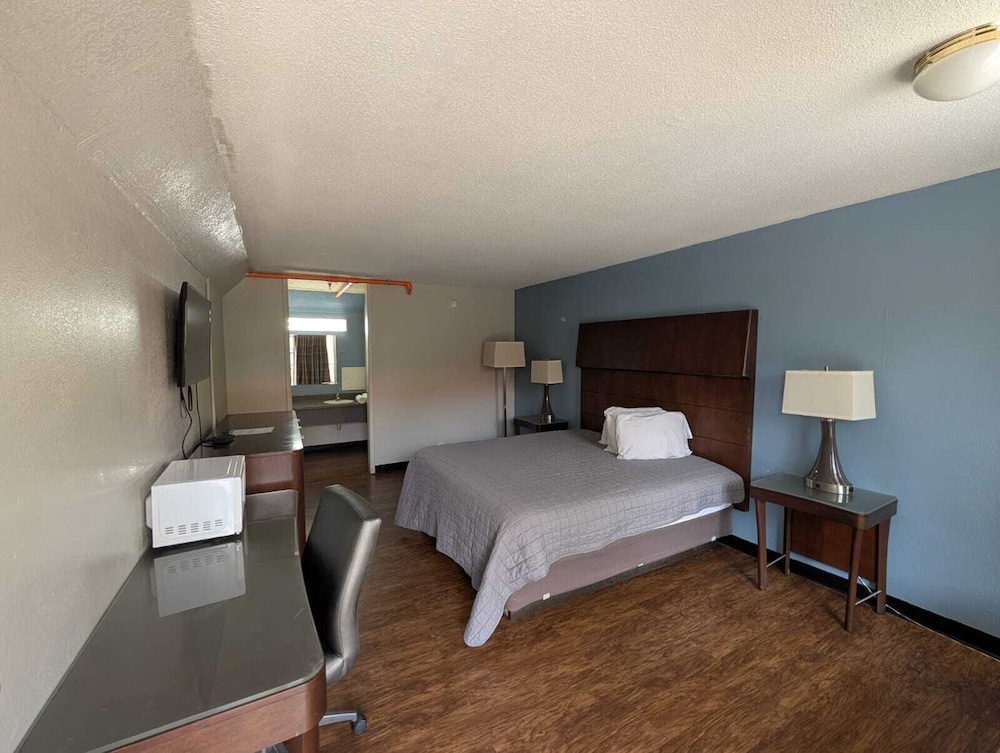 oyo hotel catersville ga