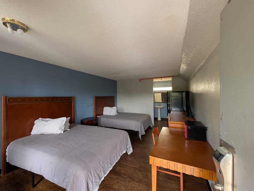 oyo hotel catersville ga