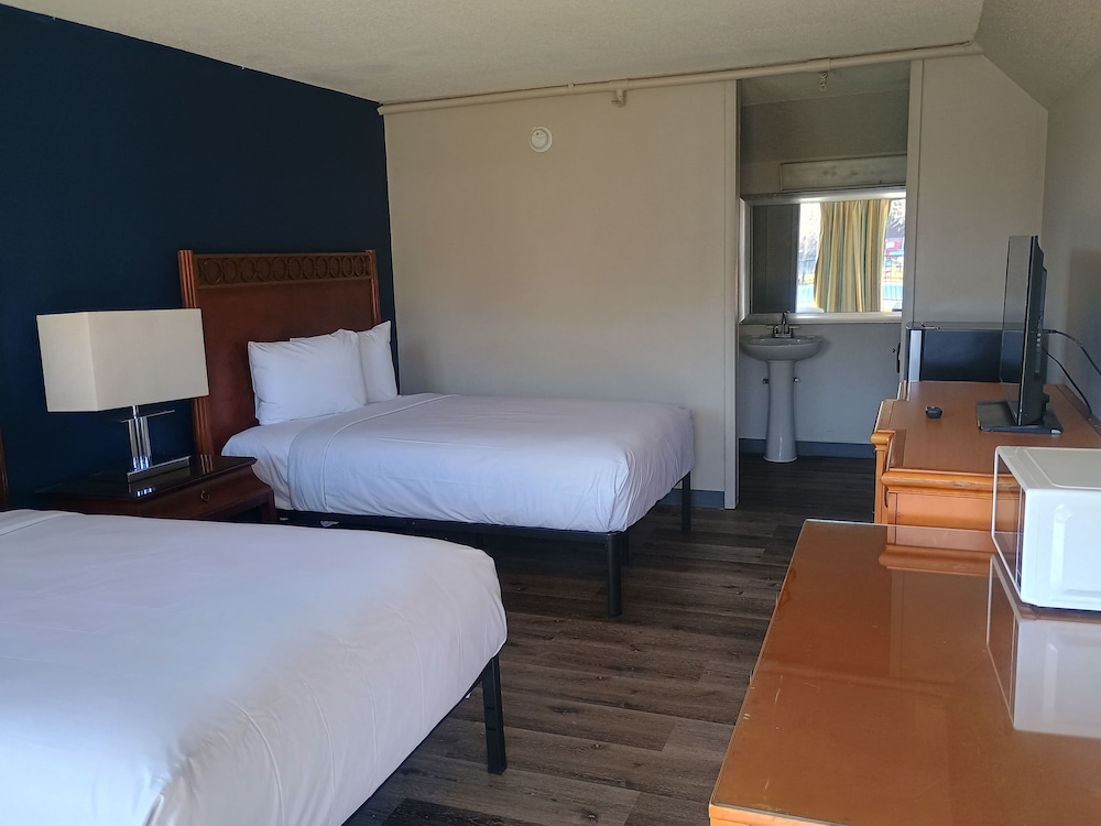 oyo hotel catersville ga