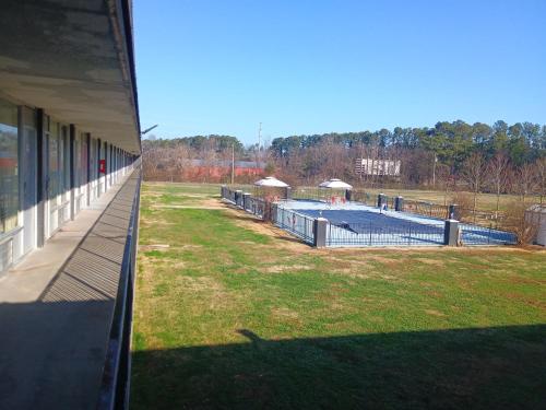 oyo hotel catersville ga