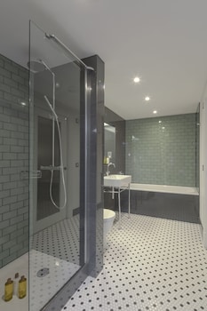 old town chambers autograph collection