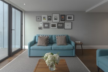 old town chambers autograph collection