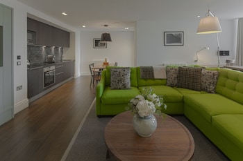 old town chambers autograph collection