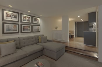 old town chambers autograph collection