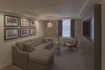 old town chambers autograph collection