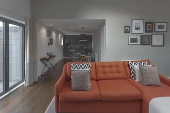 old town chambers autograph collection