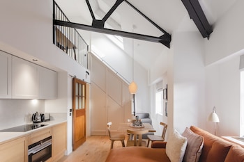 old town chambers autograph collection