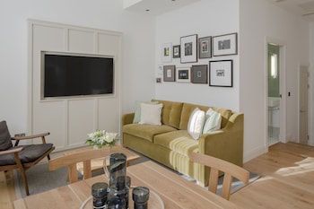 old town chambers autograph collection