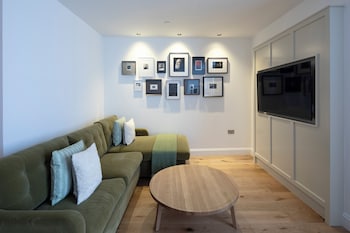 old town chambers autograph collection