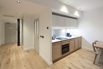 old town chambers autograph collection