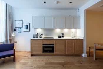 old town chambers autograph collection