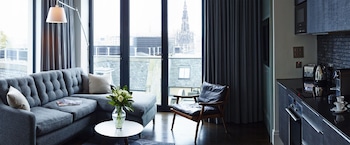 old town chambers autograph collection