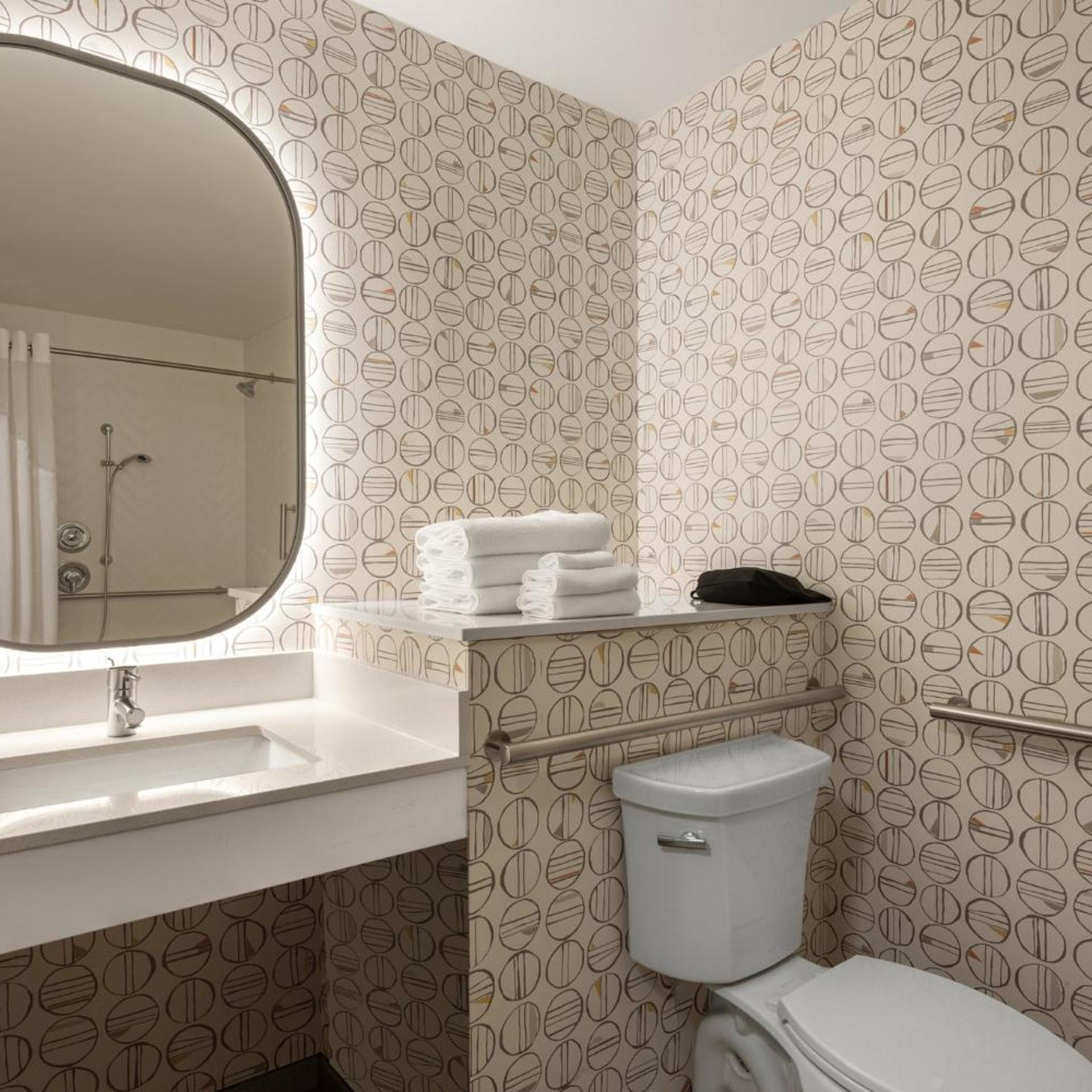 holiday inn ontario an ihg hotel