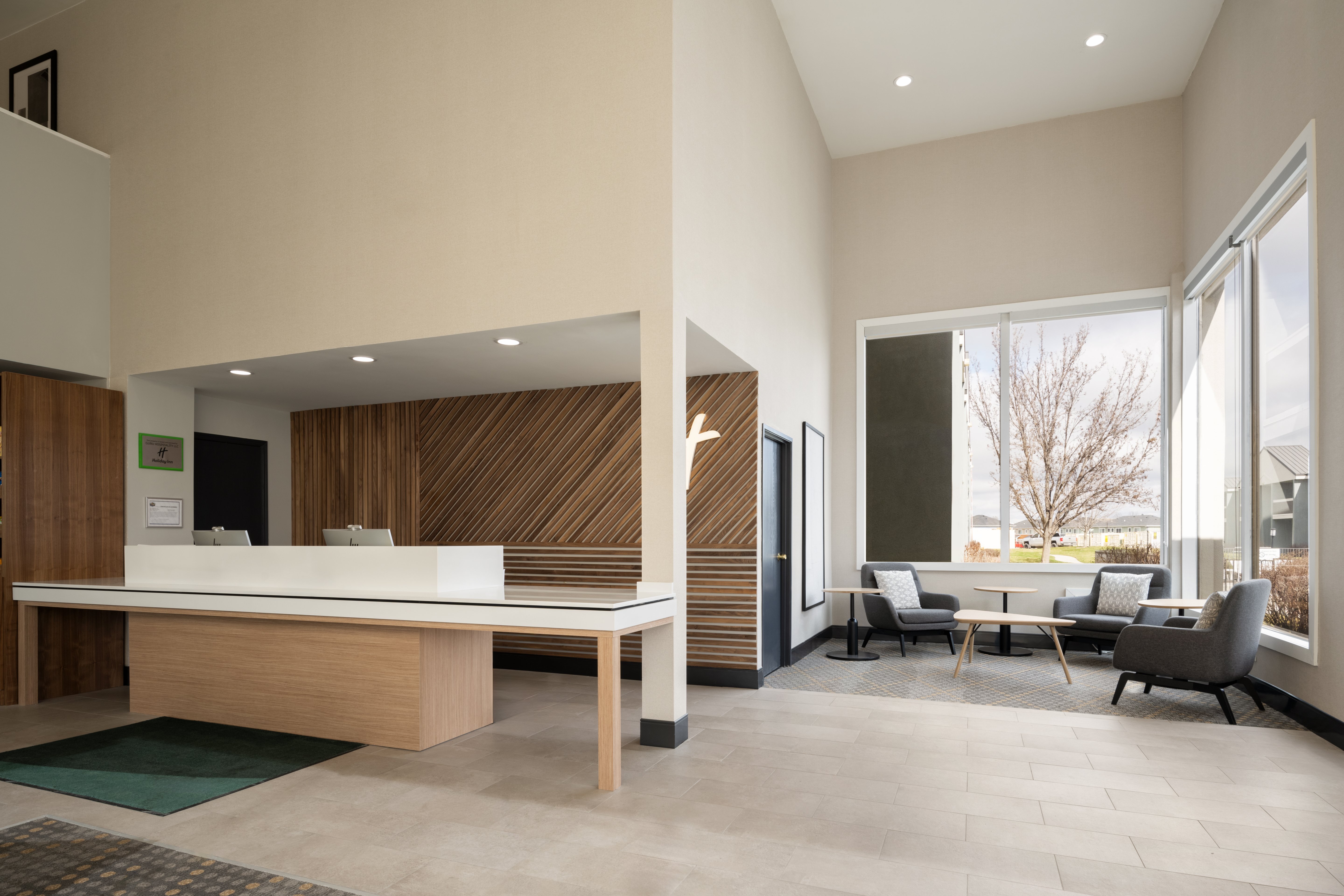 holiday inn ontario an ihg hotel