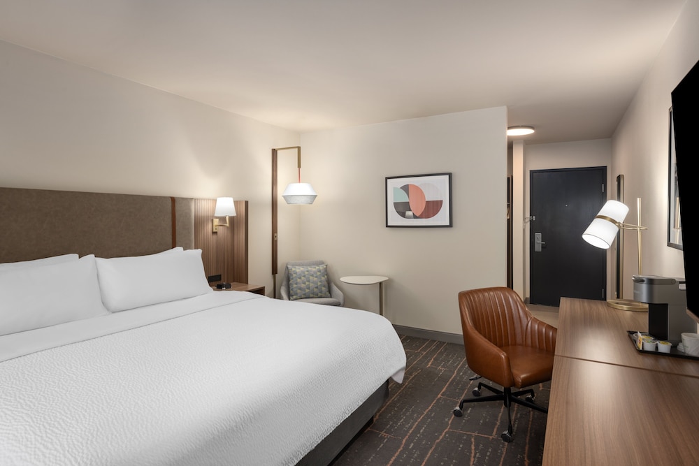 holiday inn ontario an ihg hotel