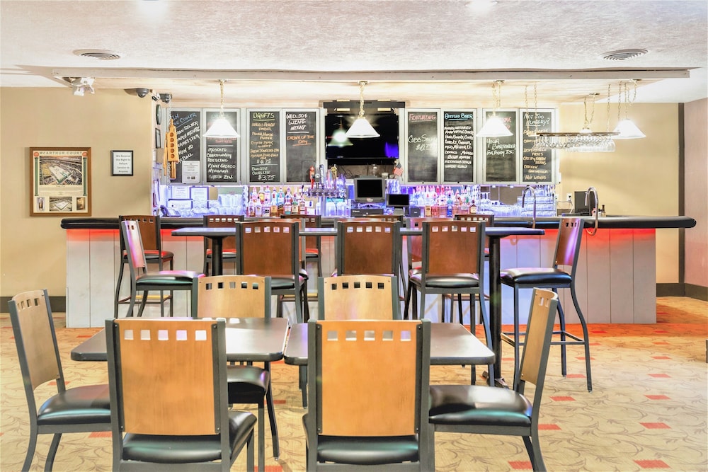 holiday inn ontario an ihg hotel