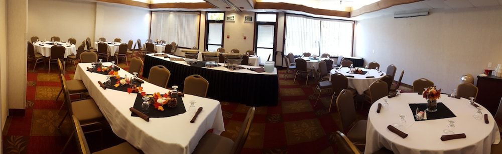 holiday inn ontario an ihg hotel