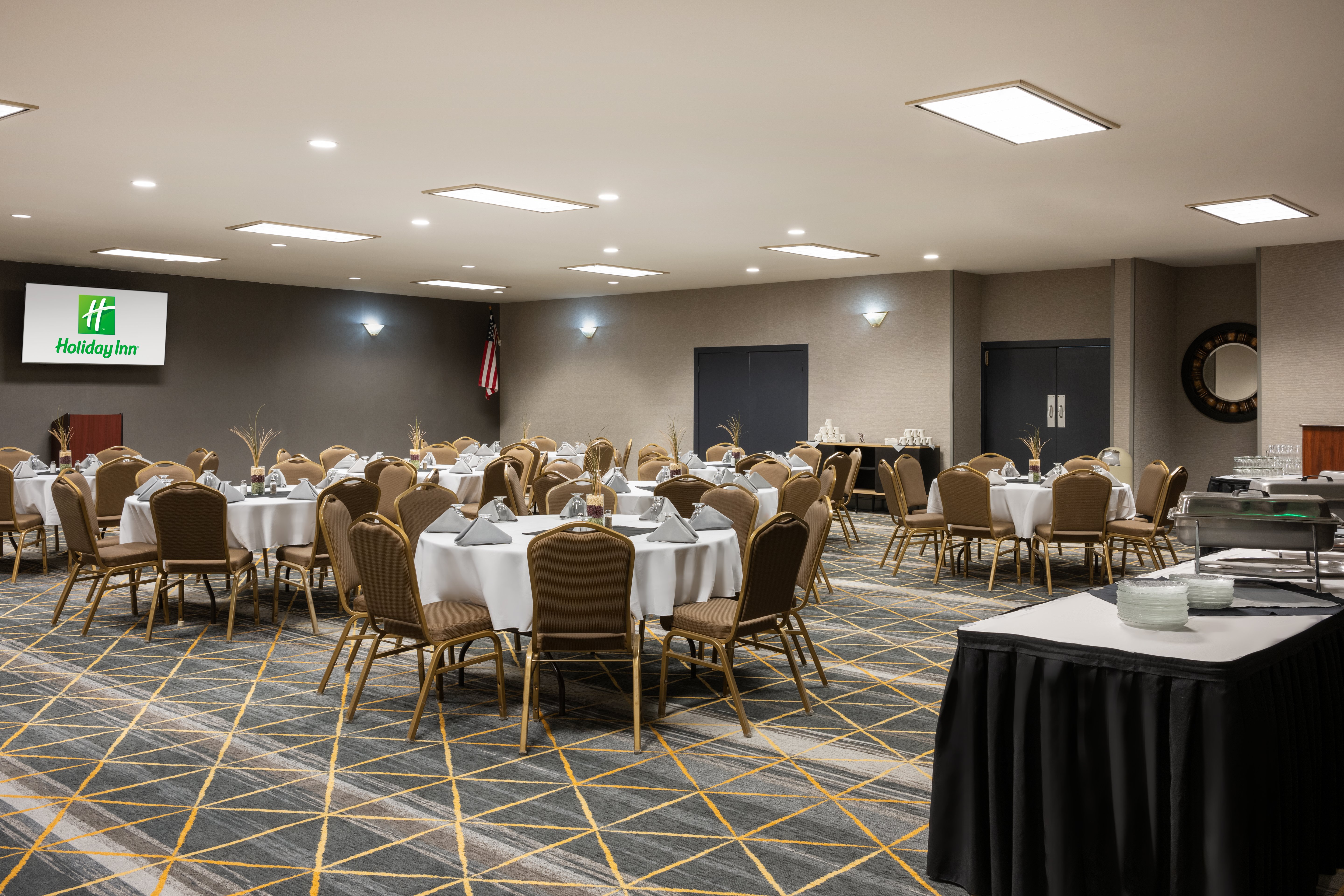holiday inn ontario an ihg hotel