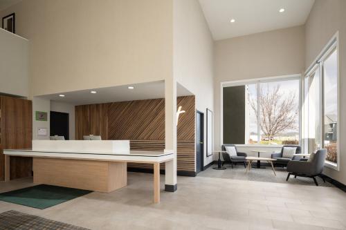 holiday inn ontario an ihg hotel