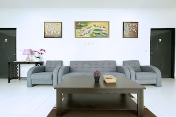 Hotel O Dh Residence,,2 star