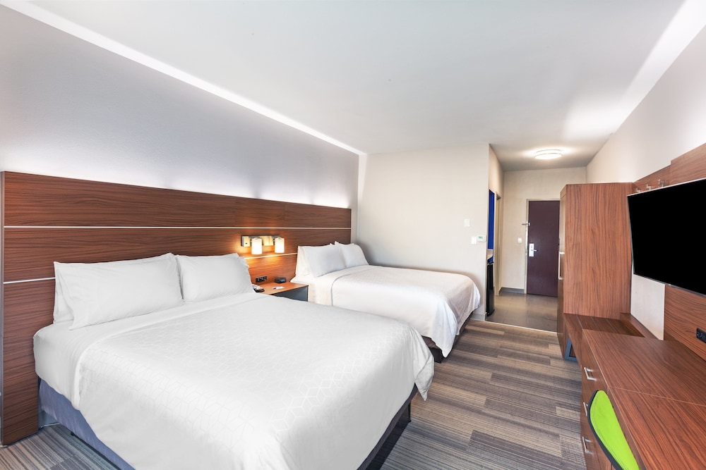 holiday inn express hotel and suites orange by ihg